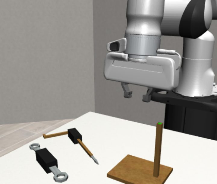 ToolHang in-distribution side view